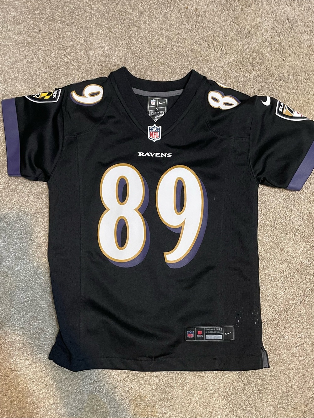 Nike Kids or women’s xs' Baltimore Ravens Jersey with White & Gold Number 89
